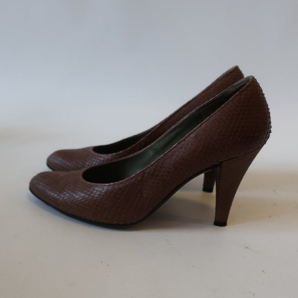 CHARLES JOURDAN PARIS BROWN PUMPS 37.5 US/7.5 * - Picture 4 of 7